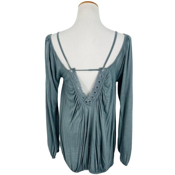 NWT Free People Crochet Trim On-Off Shoulder Long Sleeve Scoop Neck V-Back Top - Picture 4 of 16